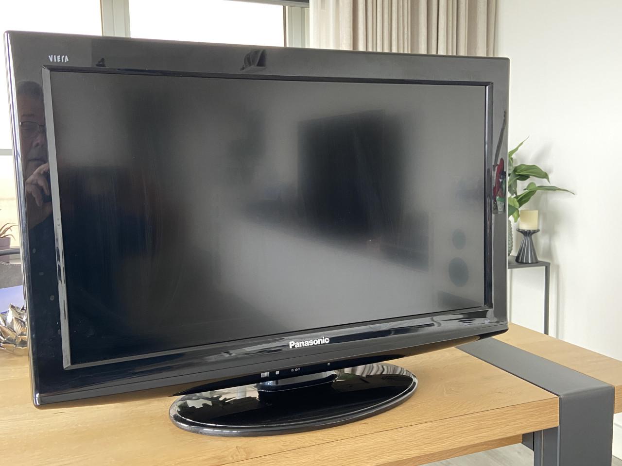 Panasonic TX-L26C20E