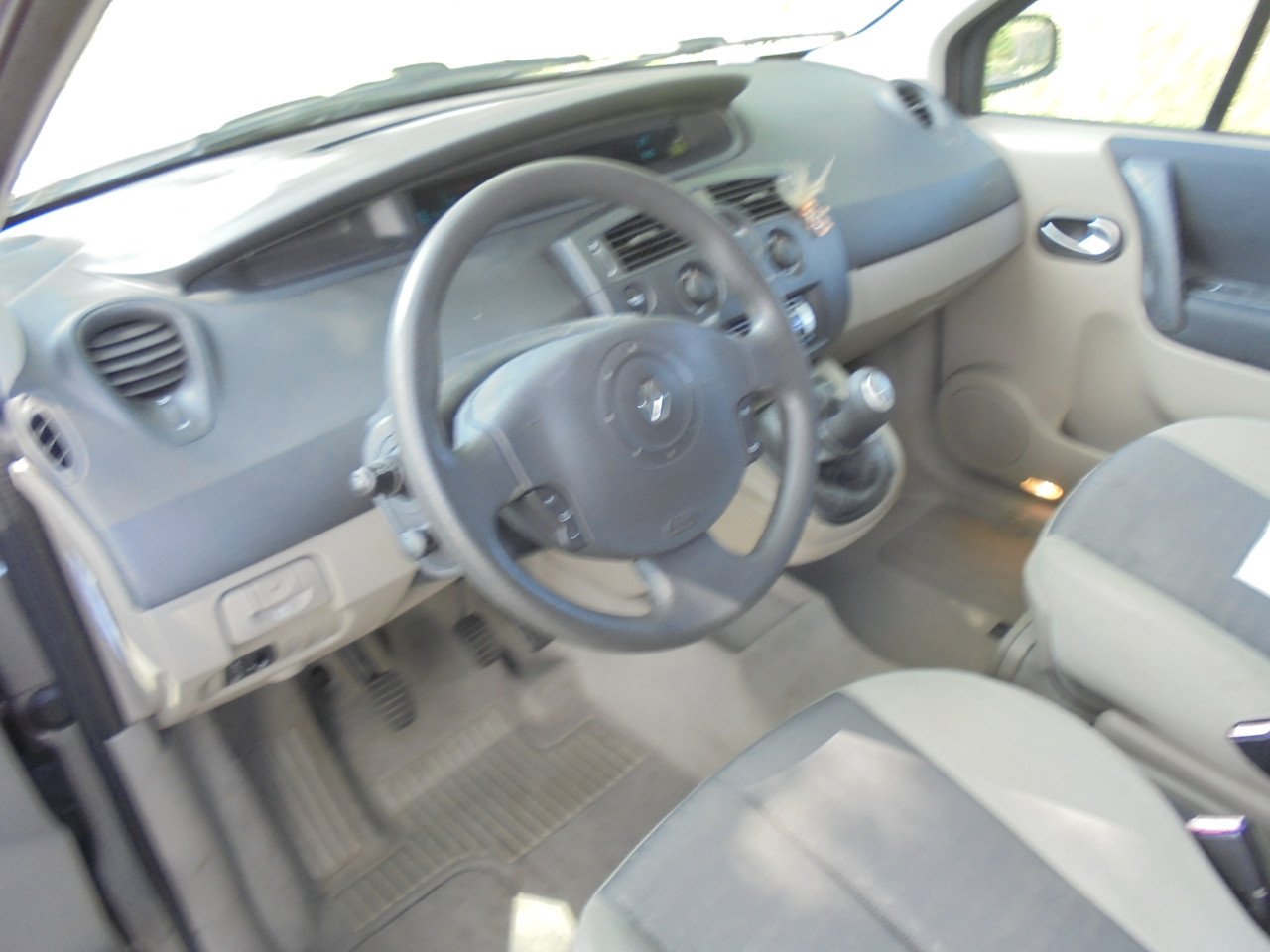 Megane Scenic nette auto binnenbekleding in heel goede staat N.A.P 140.176