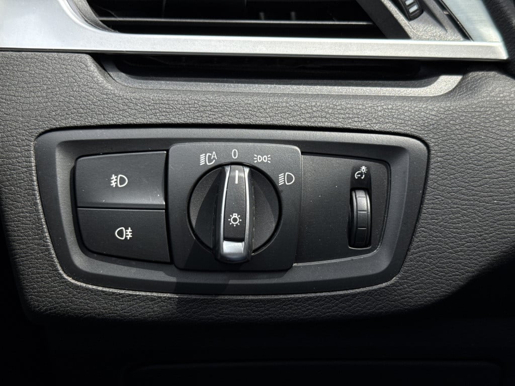 BMW X1 sdrive20i high executive m-sport | 1e eig | dealer oh | head-up | tr