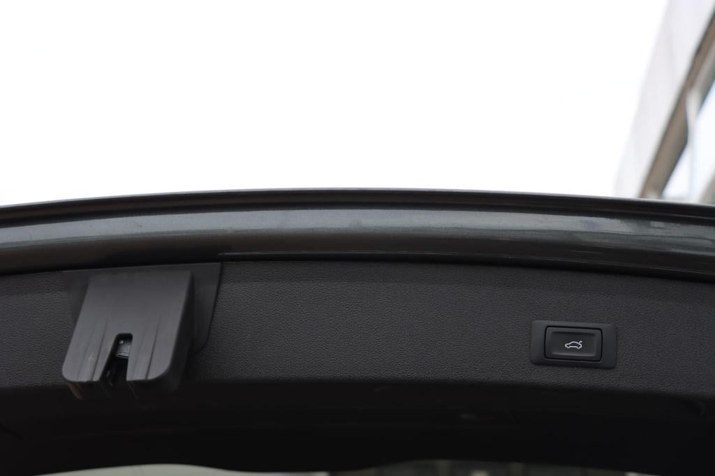 Audi Q5 2.0 tfsi quattro adrenalin sport s-line 230pk tiptronic