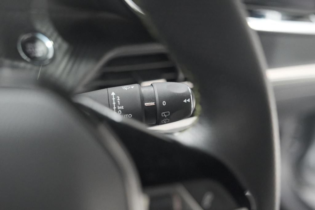 Peugeot 208 puretech 100 gt dark edition | camera | navigatie | apple carpl