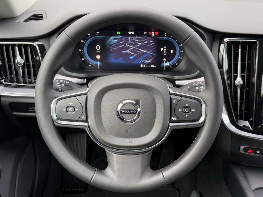 Volvo V60 b3 essential edition