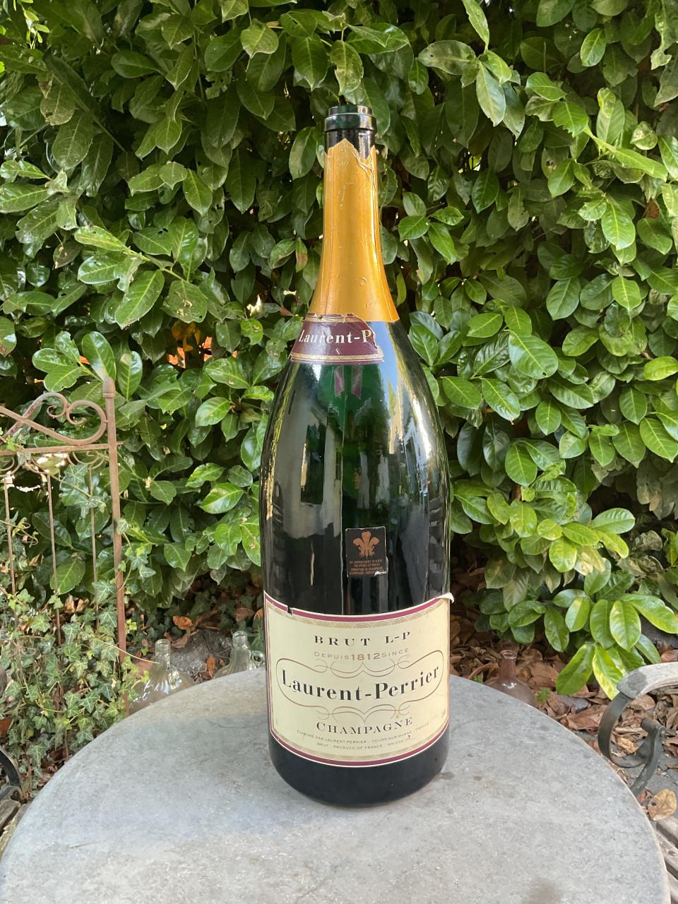 Champagne fles Laurent Perrier 9 ltr. !
