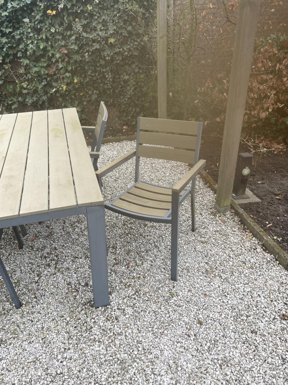 Tuintafel met 4 stoelen