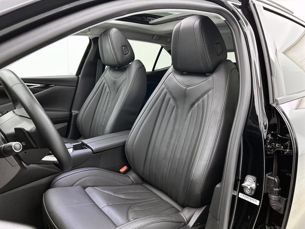 Ds Ds 4 e-tense rivoli | rijklaar | panoramadak |