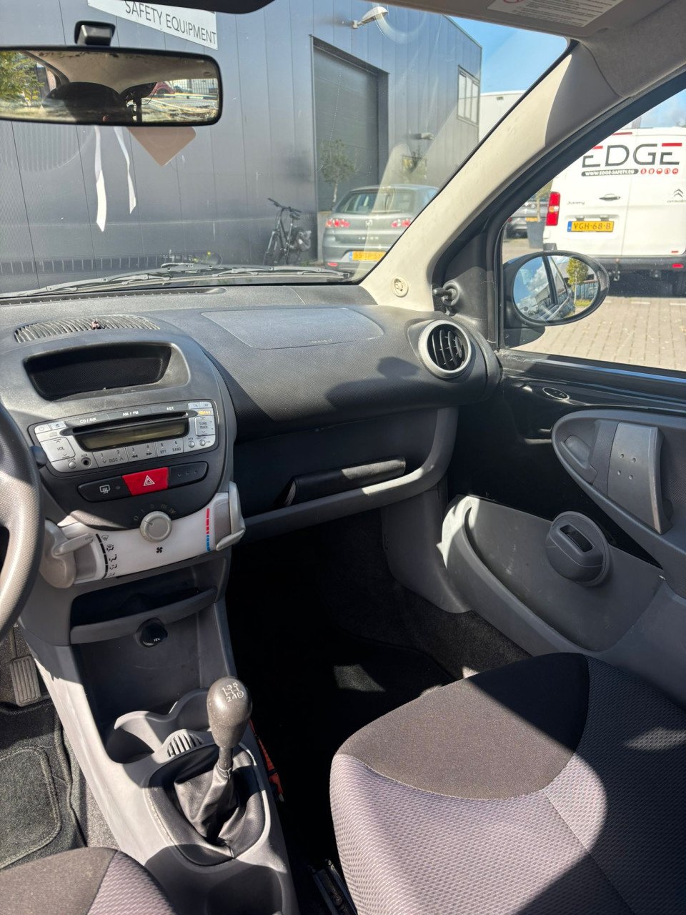 Toyota Aygo 1.0 12V Vvt-i 5DRS 2008 Zwart | 144.565 KM NAP