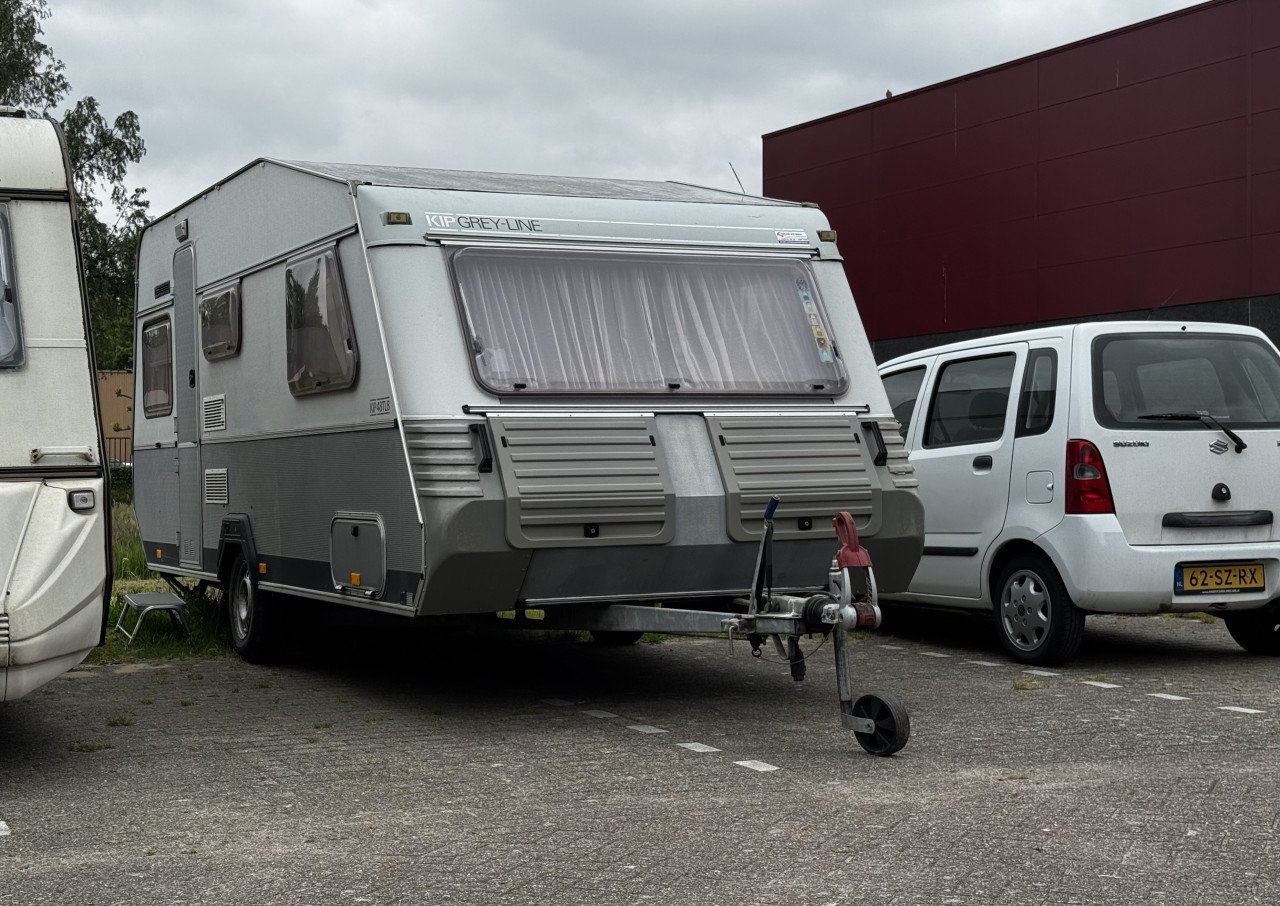 Mooie ruime Kip 480 van 1993 met voortent