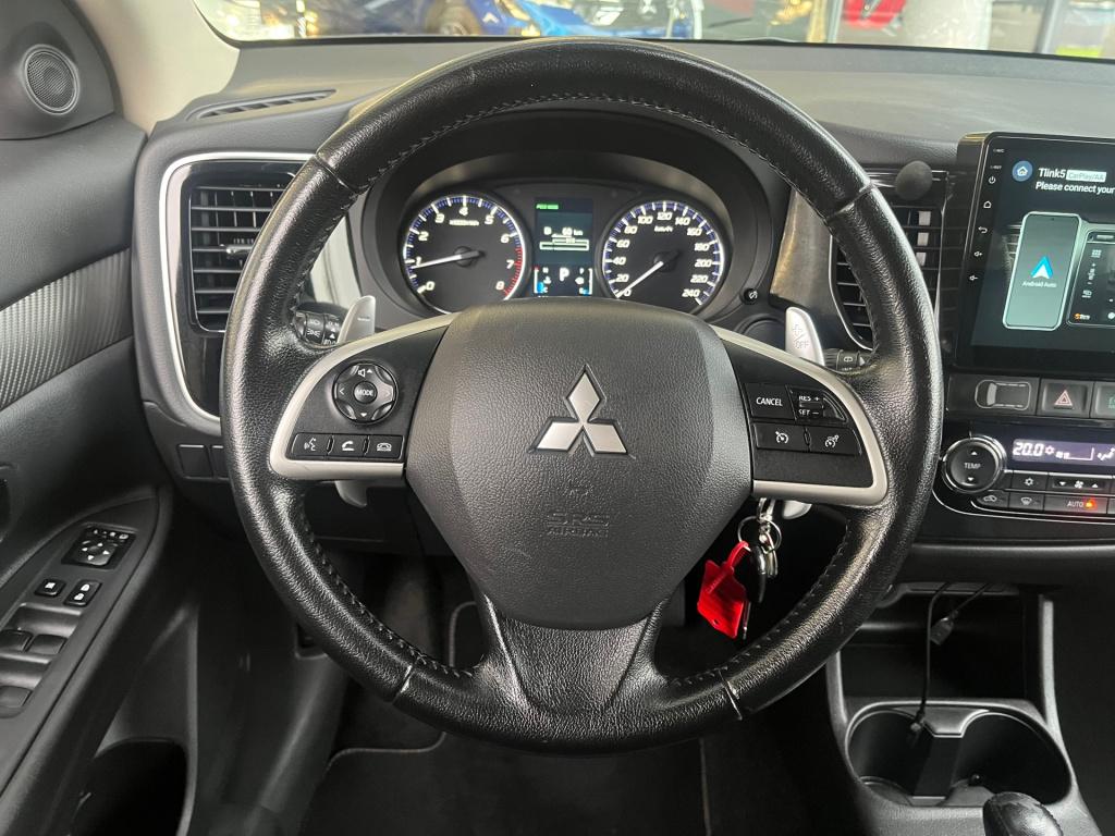 Mitsubishi Outlander 2.0 intense automaat|trekhaak|rijklaar
