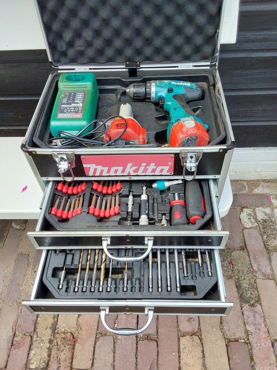 Makita accu boormachine, complete set