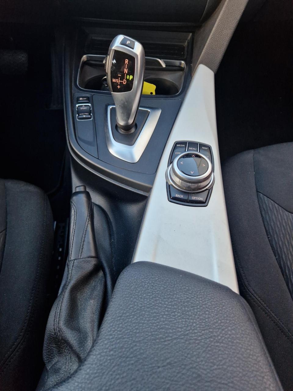 BMW 3-serie touring 320i corporate lease