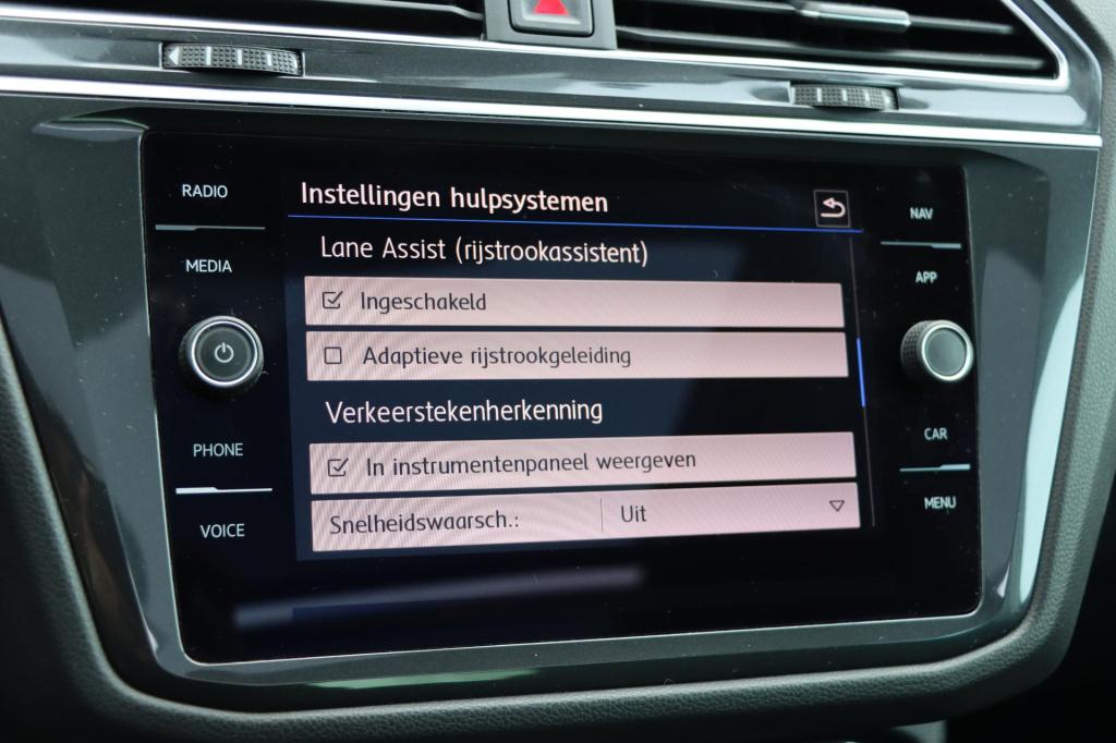 Volkswagen Tiguan 1.4 tsi act trendline 150pk|panoramadak|trekhaak