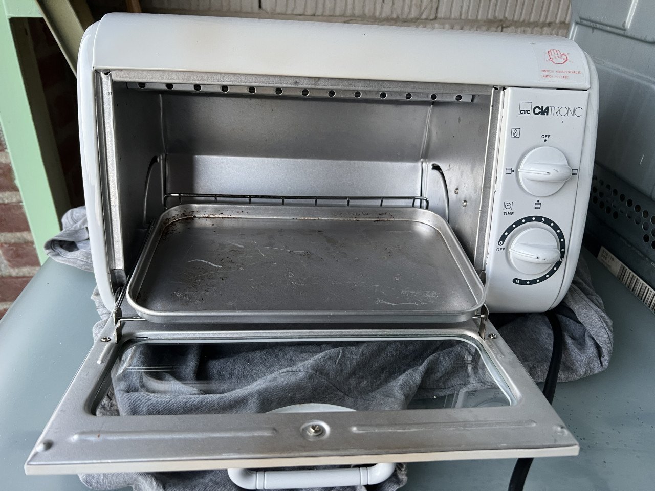 Mini bakoven/kleine pizza oven handig op de kamer, caravan of camping