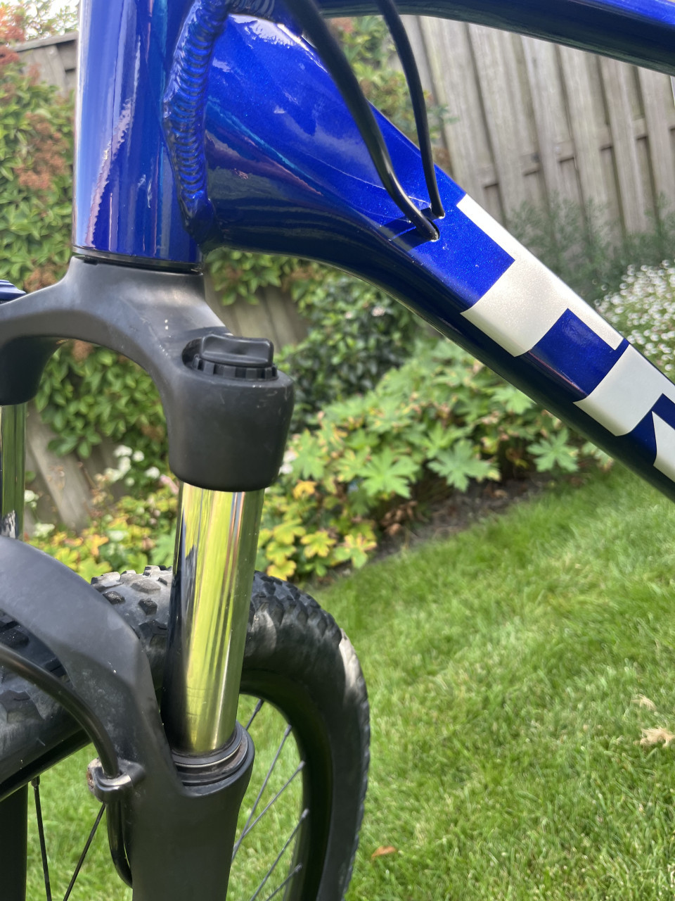 Trek MTB Marlin 6 GEN 3 - 1 jaar oud