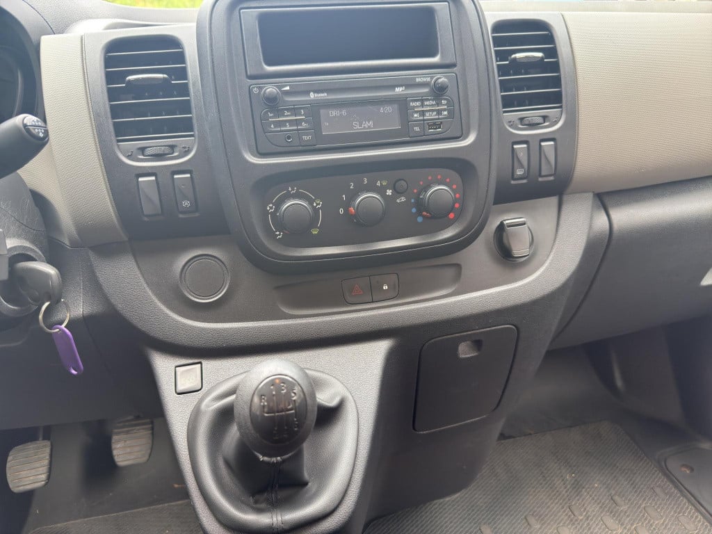 Renault Trafic passenger 1.6 dci 9 persoons ex btw ex bpm