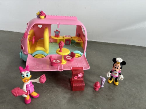 Minnie mouse ijsauto