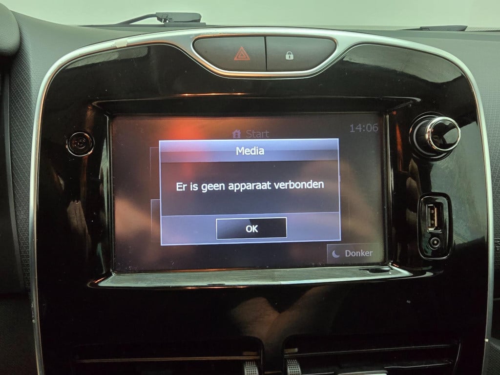 Renault Clio occasion 0.9 tce gt line unieke auto met cruisecontrol en blue