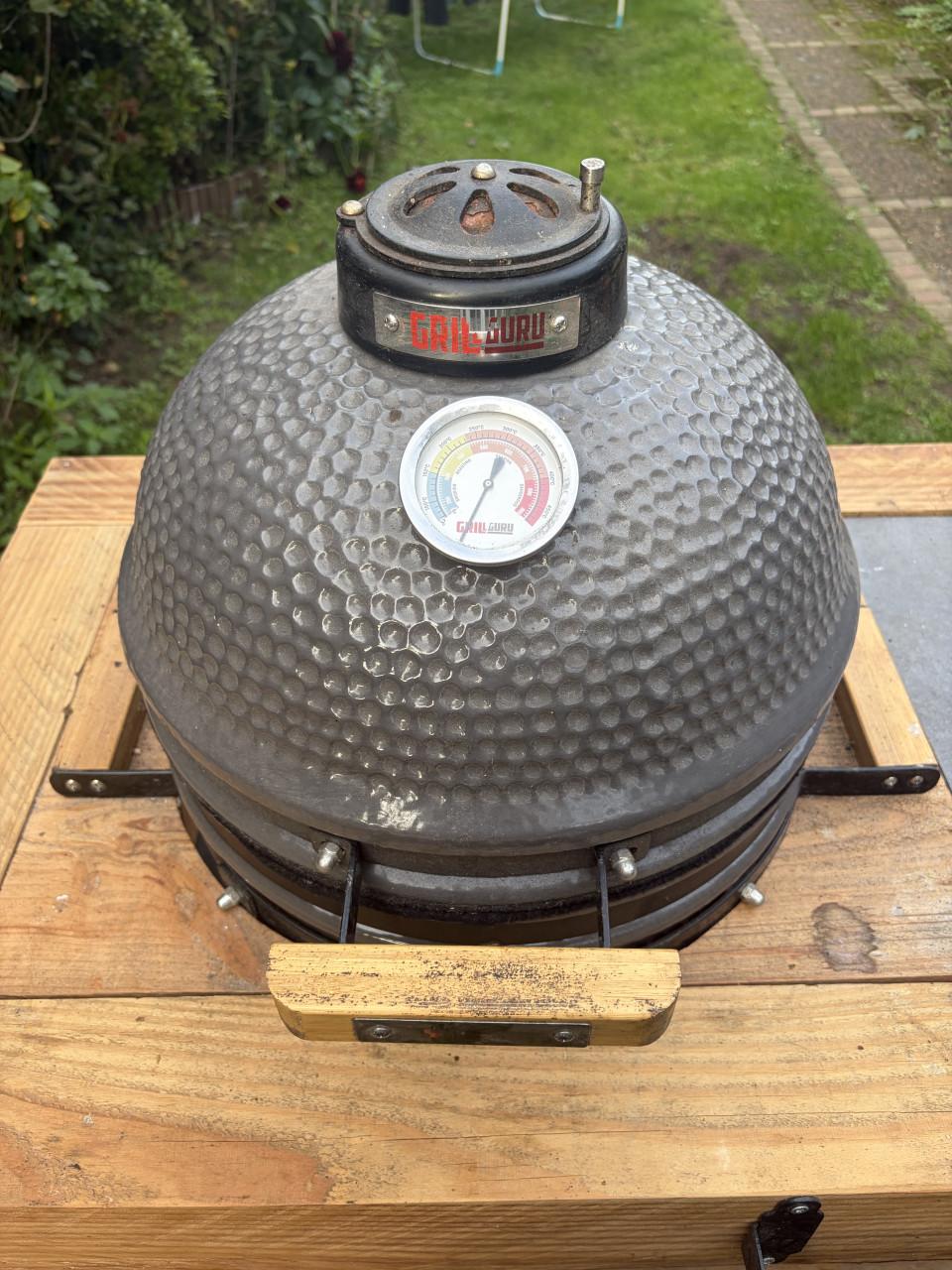 Grill guru compact met bbq tafel