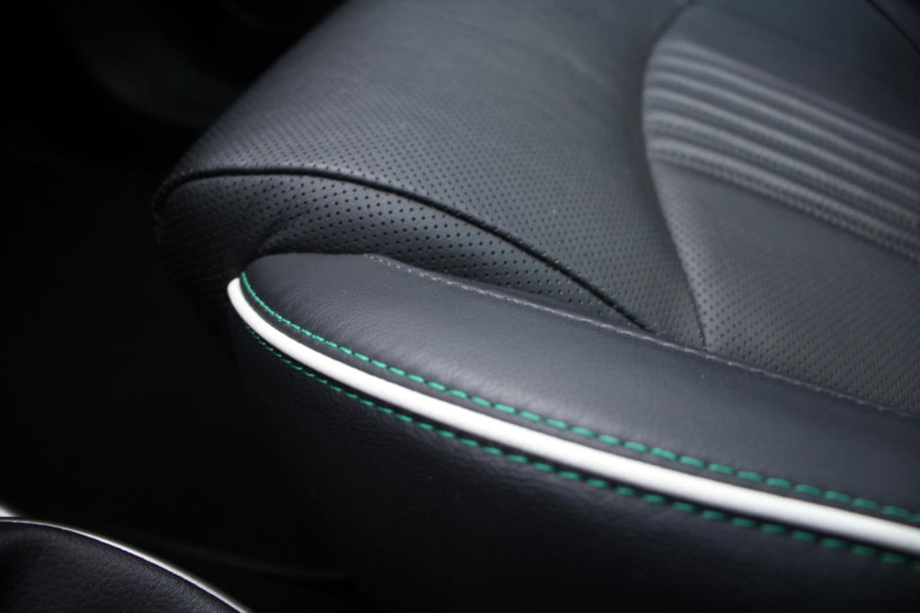 Alfa Romeo MiTo 0.9 twinair sportiva - leder - navi - pano - 18inch - org n