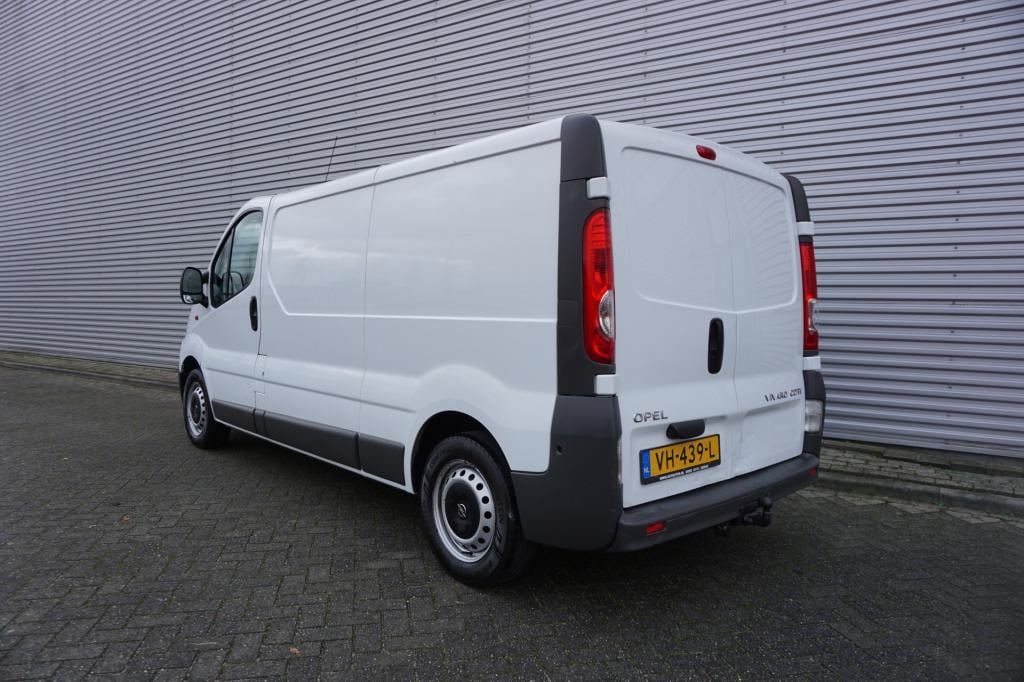 Opel Vivaro 2.0 cdti l2h1 airco / cruise / leder / elektr. ramen / trekhaak
