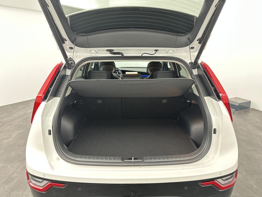 Kia Niro Ev dynamicplusline 64.8 kwh | trekhaak | stuur-/stoelverwarming | 
