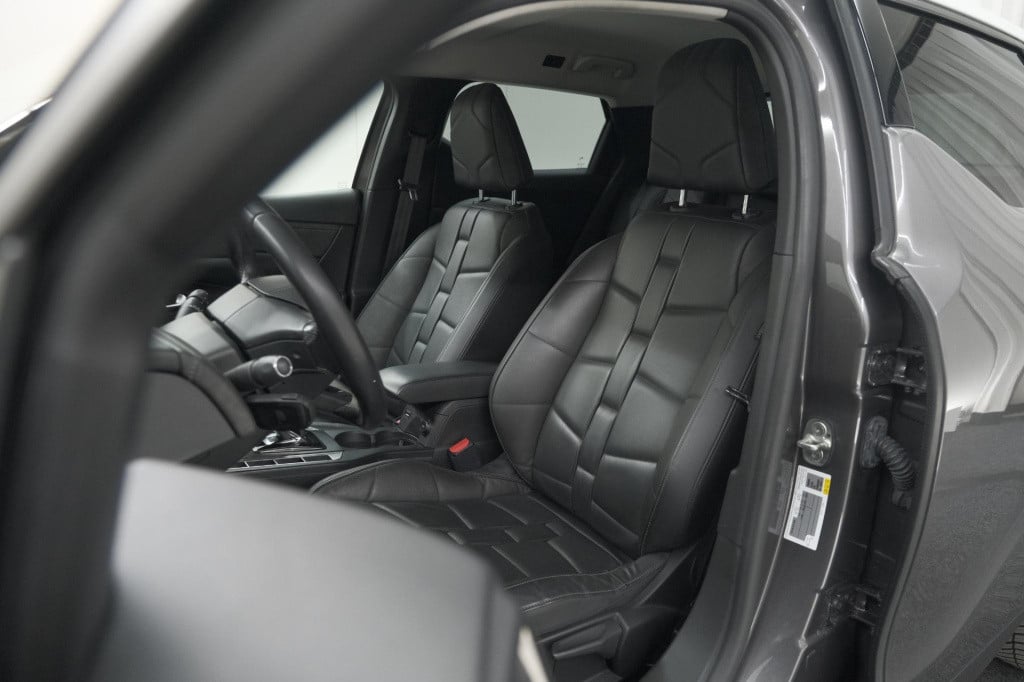 Ds Ds 3 crossback 50 kwh e-tense so chic | camera | dodehoekdetectie | head