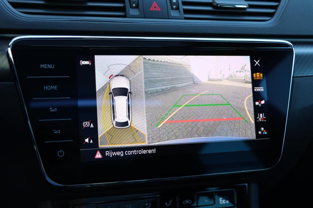 Skoda Superb combi 1.4 tsi iv sportline 218pk dsg6