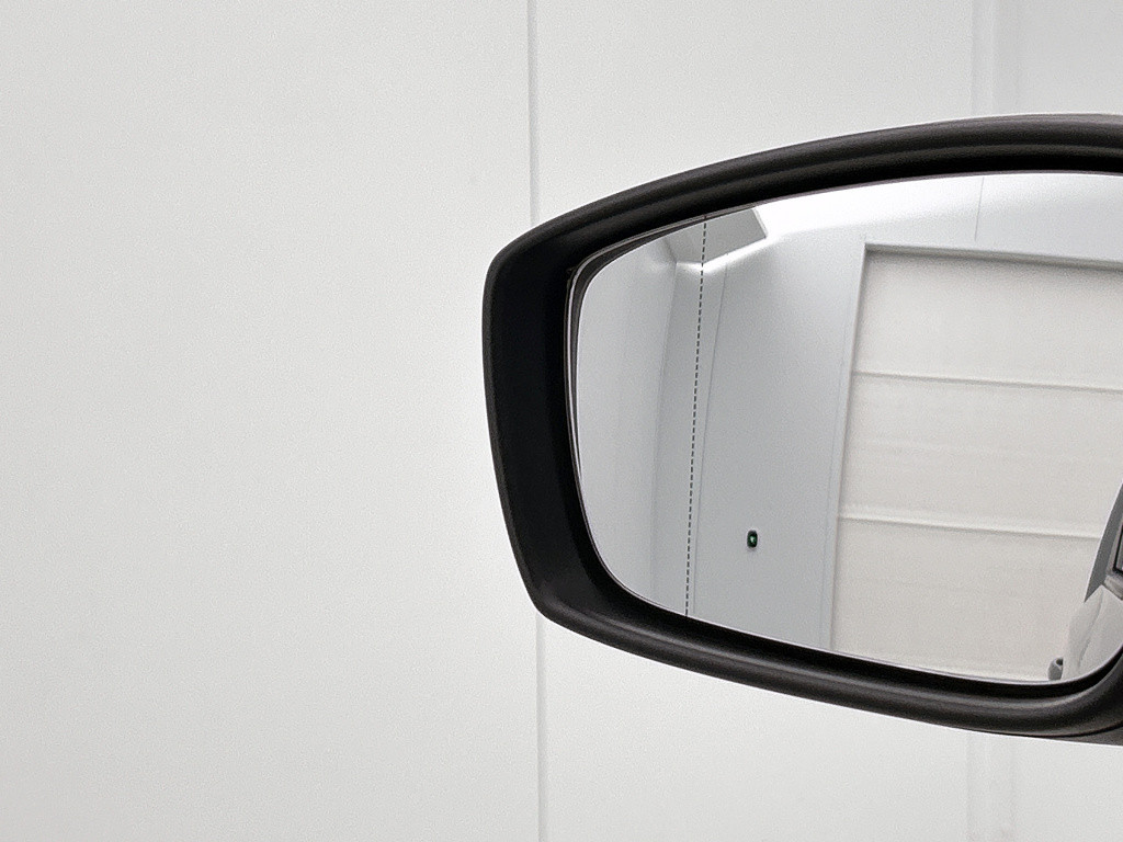 Volkswagen UP! 1.0 high up! bluemotion | 1e eigenaar | trekaak |