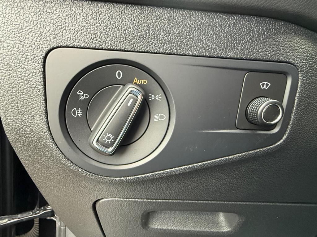 Volkswagen Tiguan 1.5 tsi r-line business+