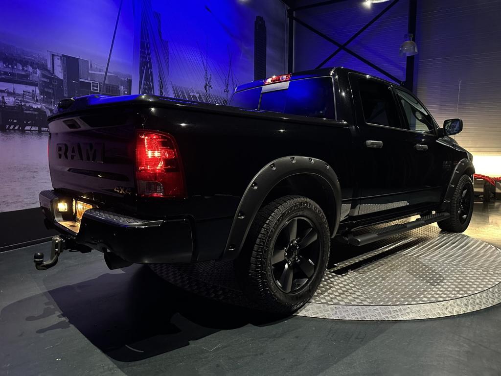 Dodge Ram 1500 5.7 v8 crew cab 5'7 *nl-auto*btw*leer*camera*prins lpg*