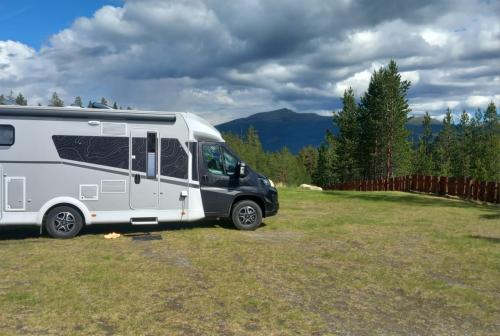 Prachtige camper huren? Te huur camper 21-08 t/m 28-08 & 16-10 t/m 30-10-26