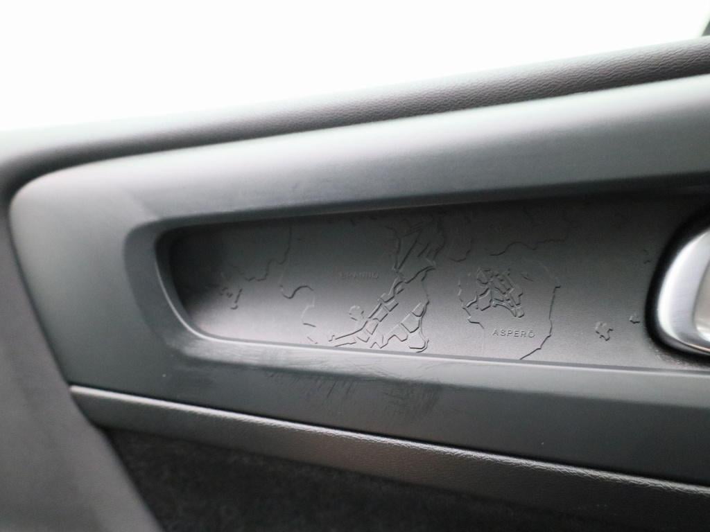 Volvo C40 recharge extended range core