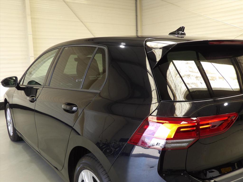 Volkswagen Golf 1.5 tsi 130pk life business
