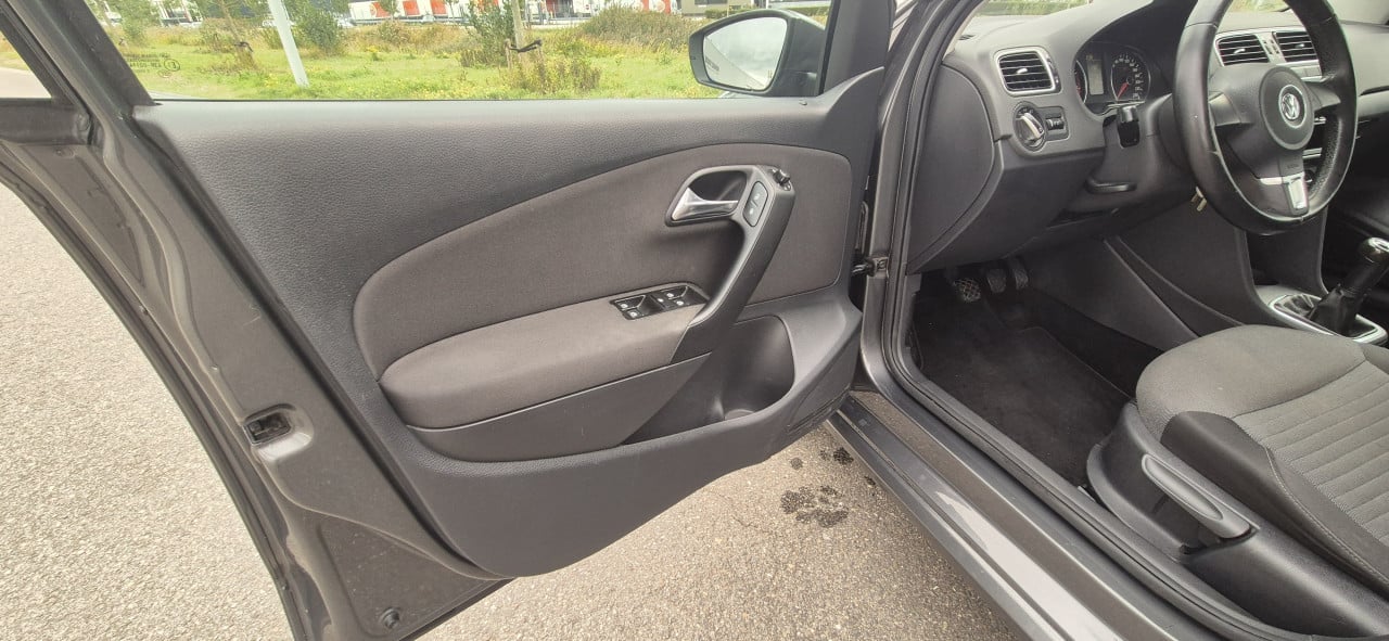 Volkswagen Polo 1.4-16V FSI 63KW 2009 AIRCO [NIEUWE APK+GROTE BEURT]