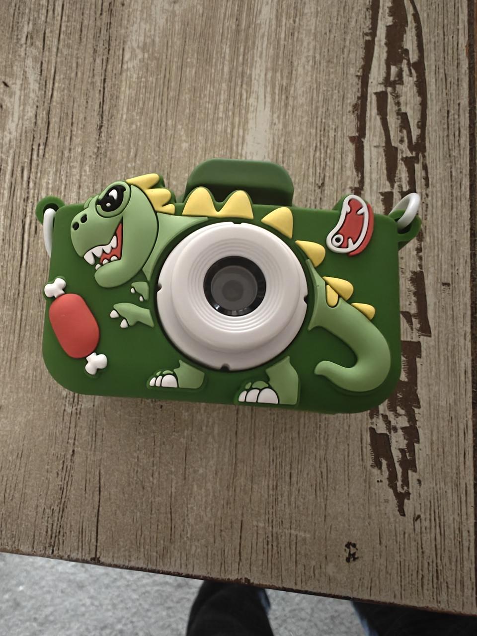 Twee stuks nieuwe digitale camera dino (prijs per stuk)