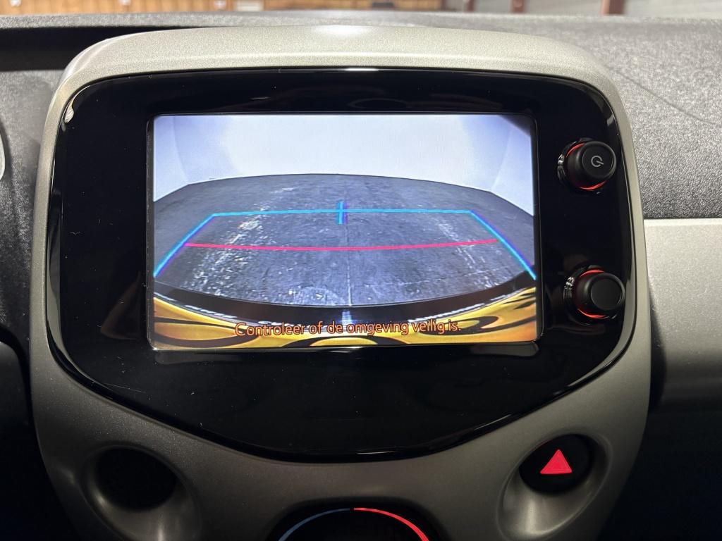 Toyota Aygo 1.0 vvt-i x-play