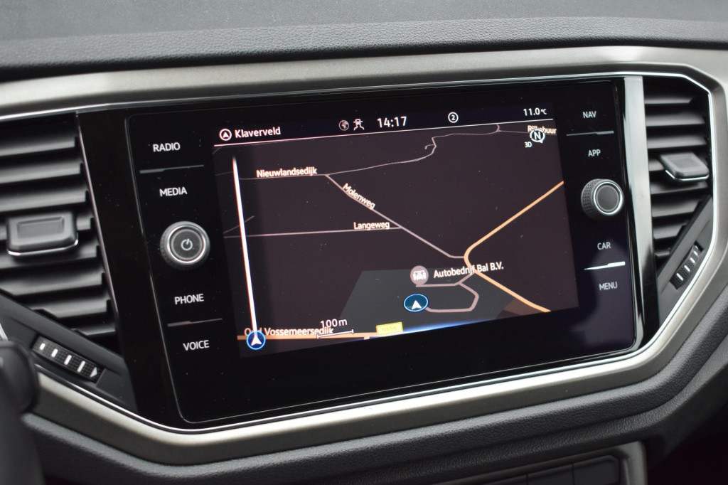 Volkswagen T-roc 1.0 tsi style | apple carplay | navigatie | adaptieve crui