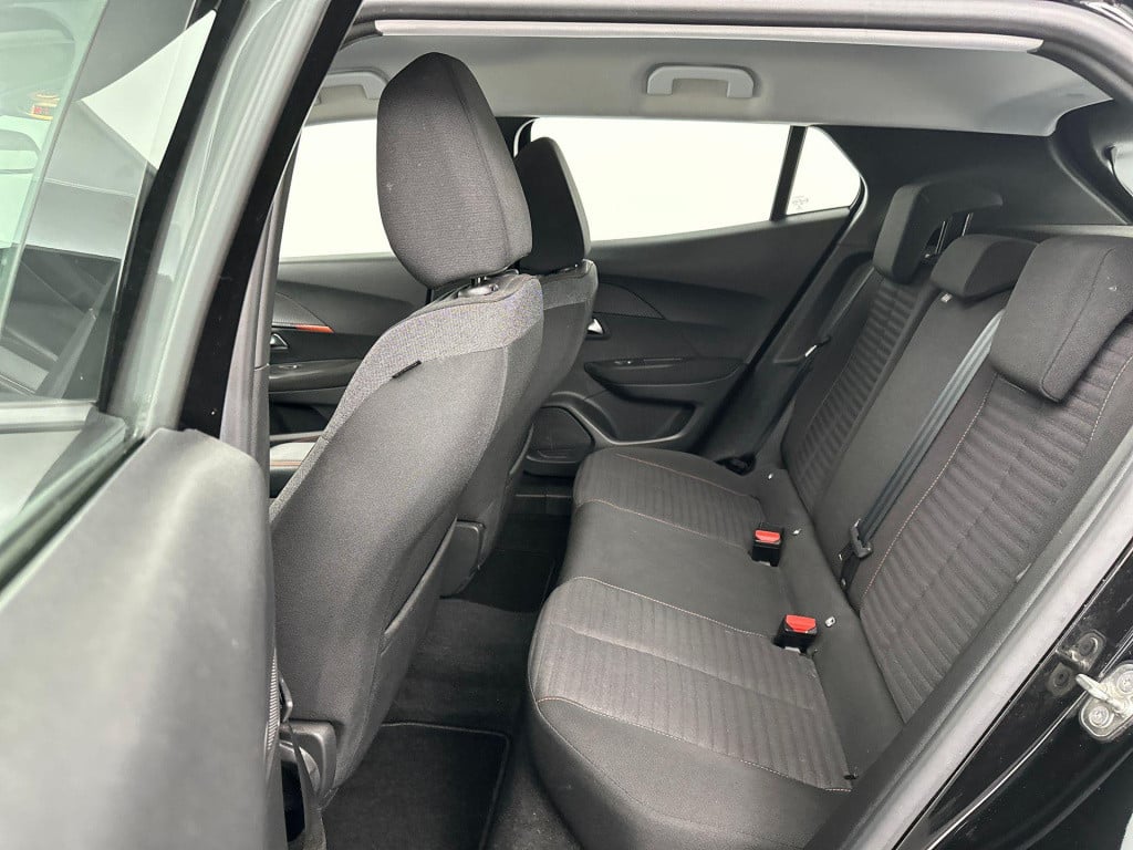 Peugeot 2008 1.2 puretech blue lease active | camera | navigatie | applecar