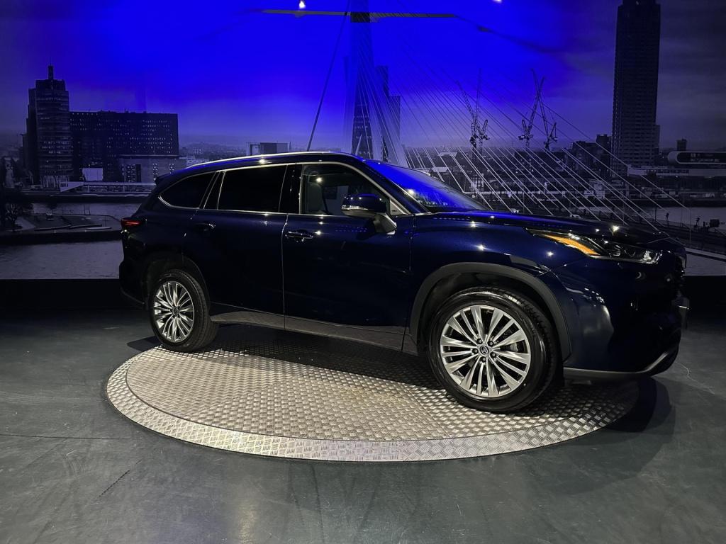 Toyota Highlander 2.5 awd hybrid executive 7 persoons *origineel nl*pano*tr
