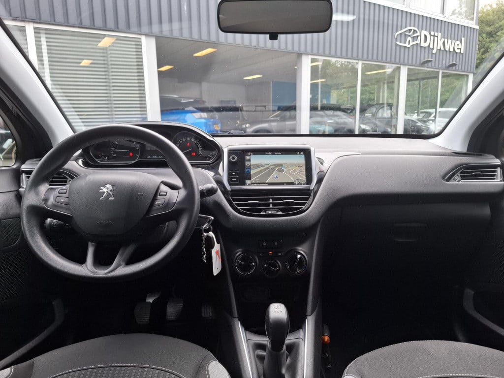 Peugeot 208 1.2 82 blue lion 5-drs airco/nav/park