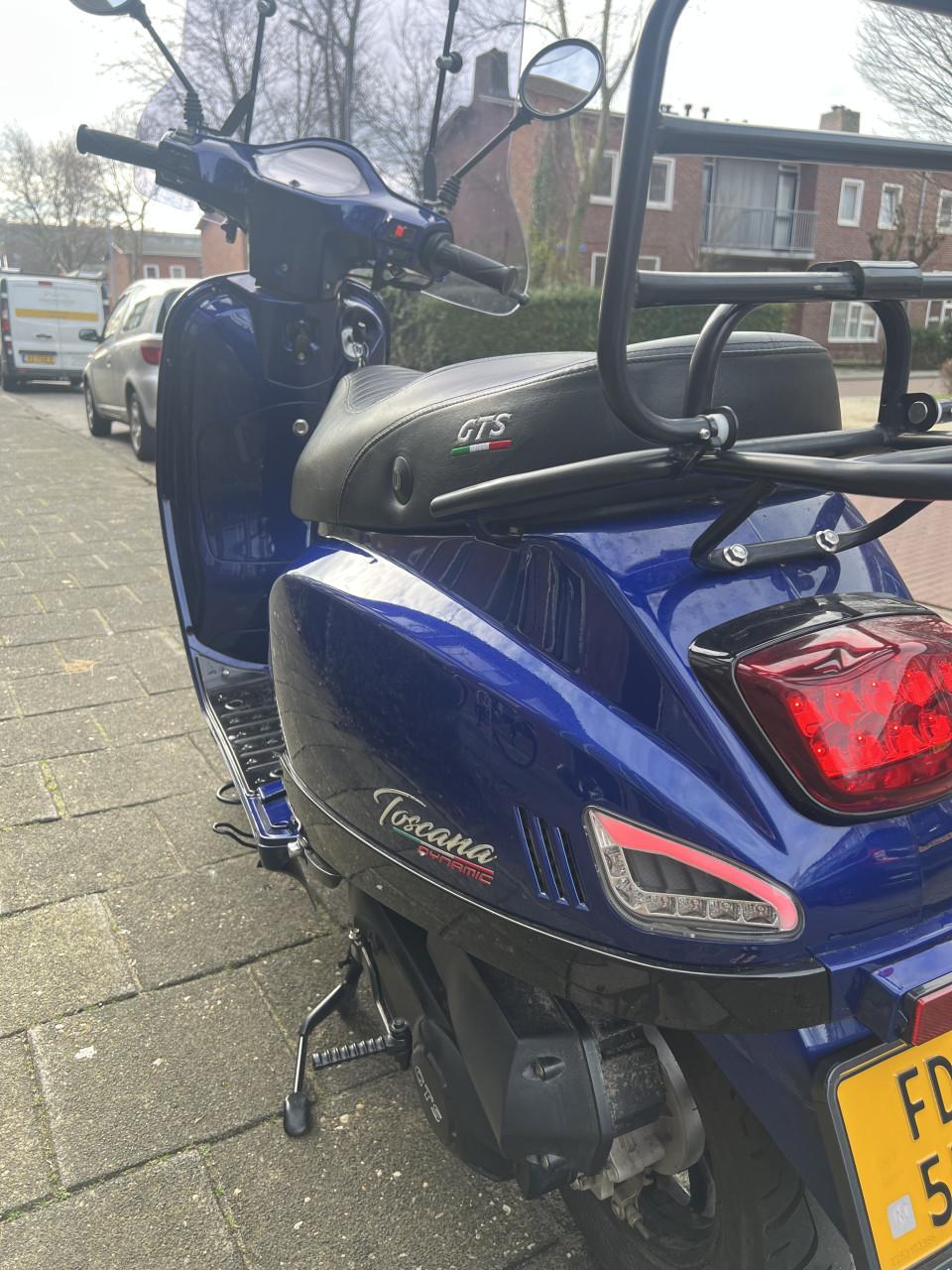 GTS toscane dynamic scooter