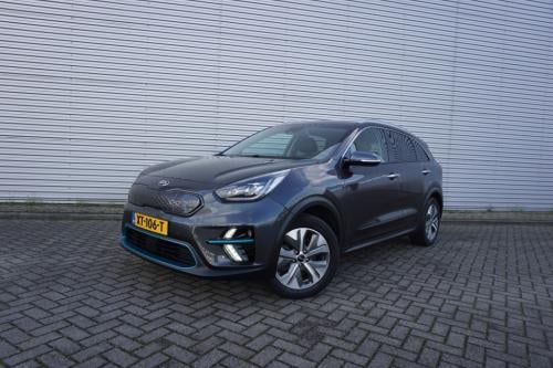 Kia E-niro executiveline 64 kwh climate / navi / cruise / leder / stoelverw