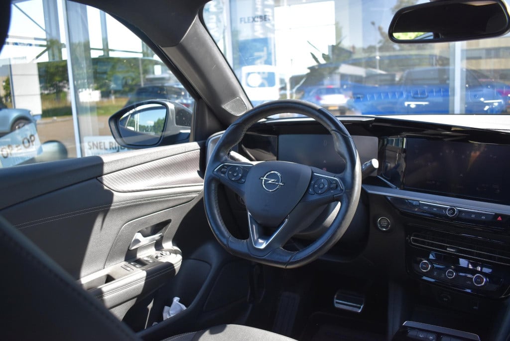 Opel Mokka-e electric level 5 50 kwh | climate control | adaptieve cruise c