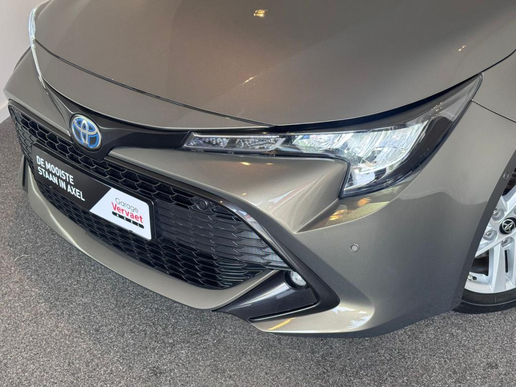 Toyota Corolla Touring Sports 1.8 hybrid business