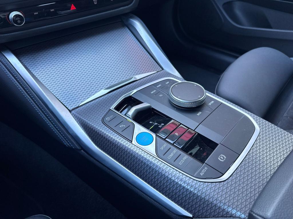 BMW I4 m50 high executive 84 kwh