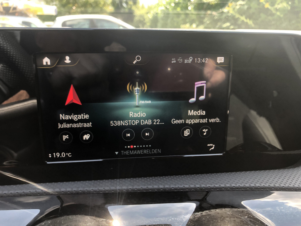 Mercedes-Benz A-Klasse 250 e business solution amg limited