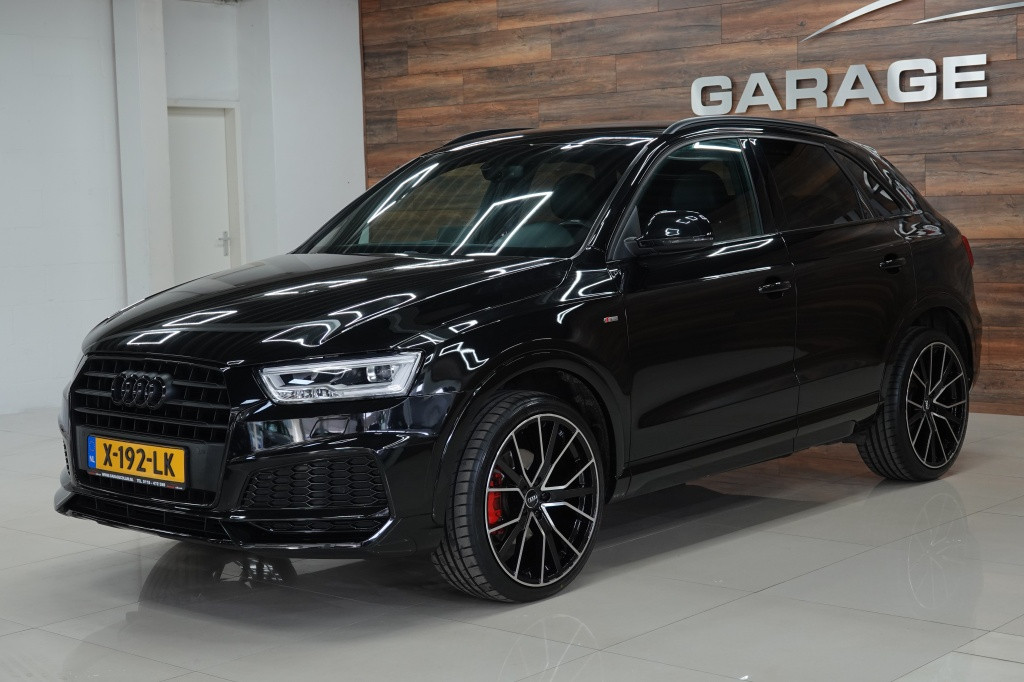 Audi Q3 s-line | drive select | bose | pdc |