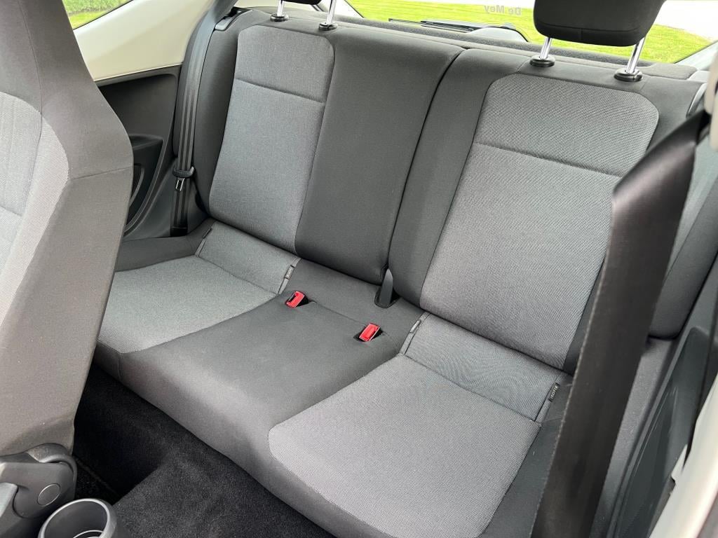 Volkswagen UP! 1.0 move up!