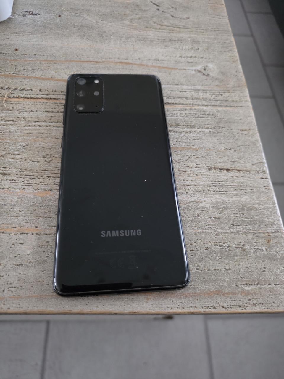 Te koop samsung s20 128gb gebarst voor kant