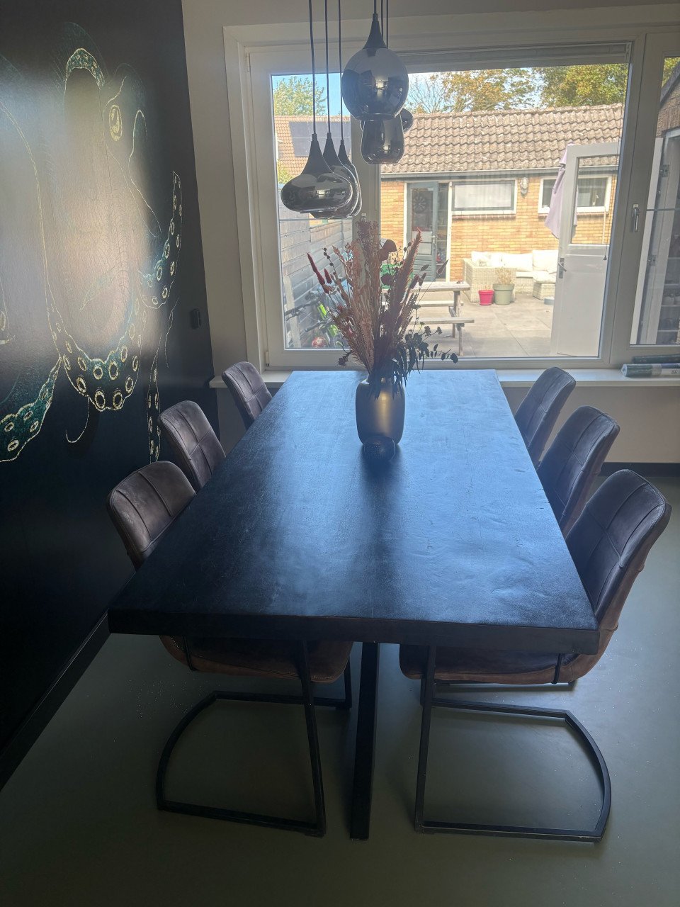 Mooie grote eettafel!