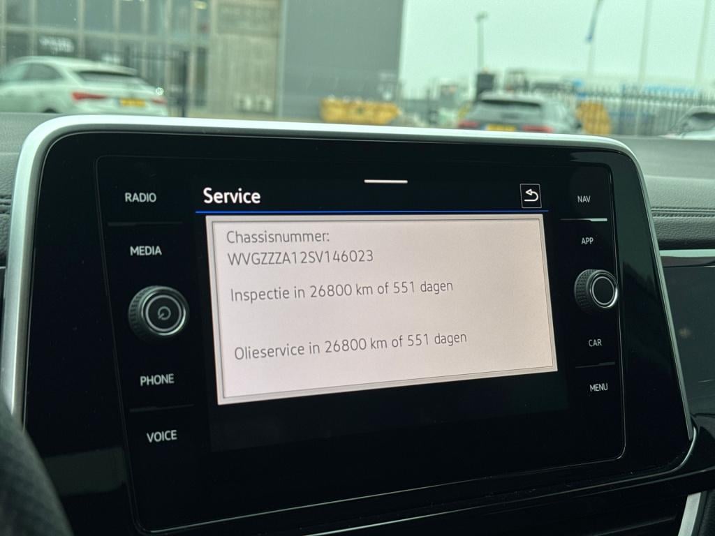 Volkswagen T-roc 1.5 tsi r-line edition * massage * carplay * trekhaak * ca